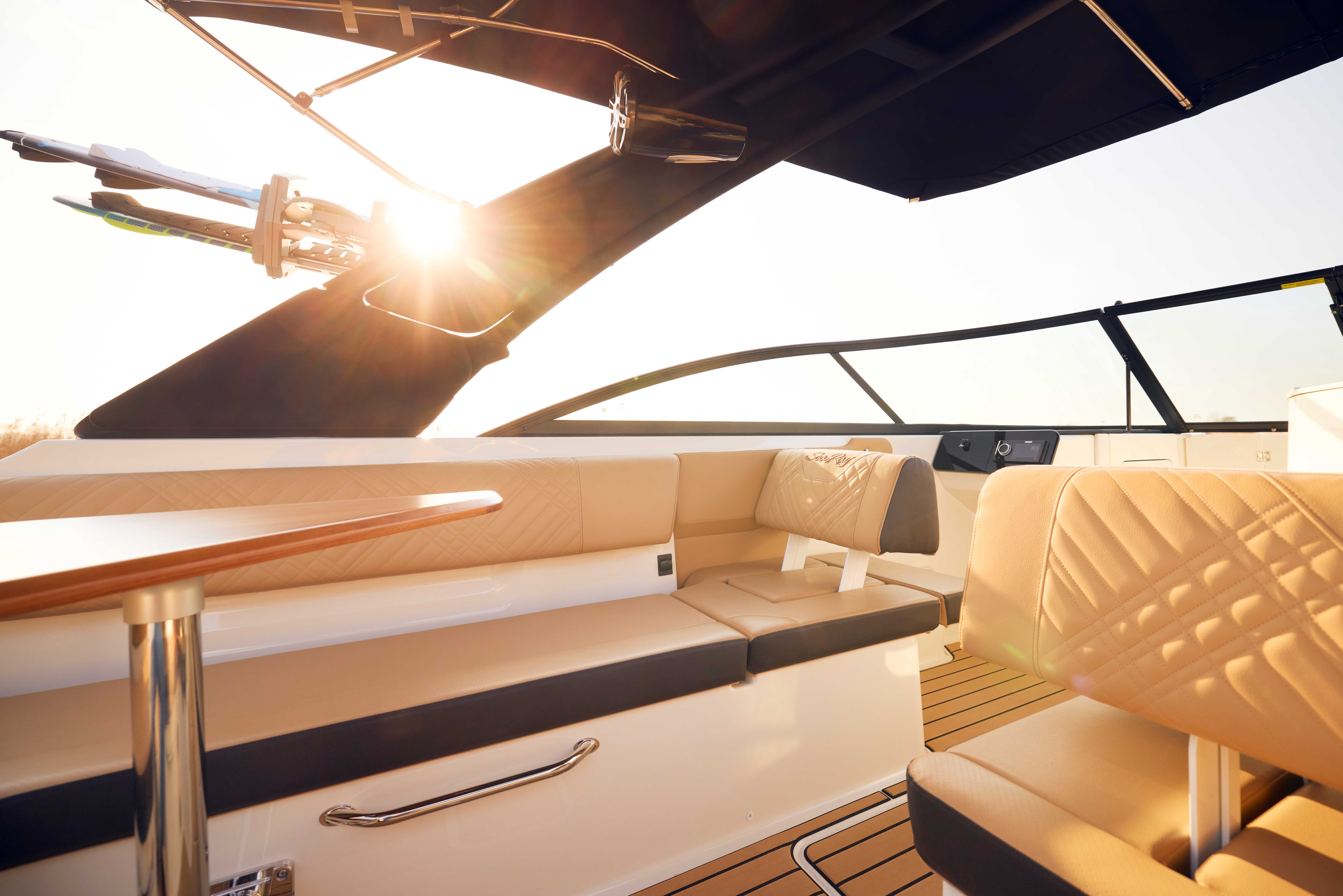 2026-SDX-270-Surf-SDS270-cockpit-watersports-tower-09812