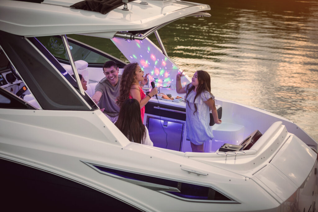 bateau Sea Ray Sundancer croisiere