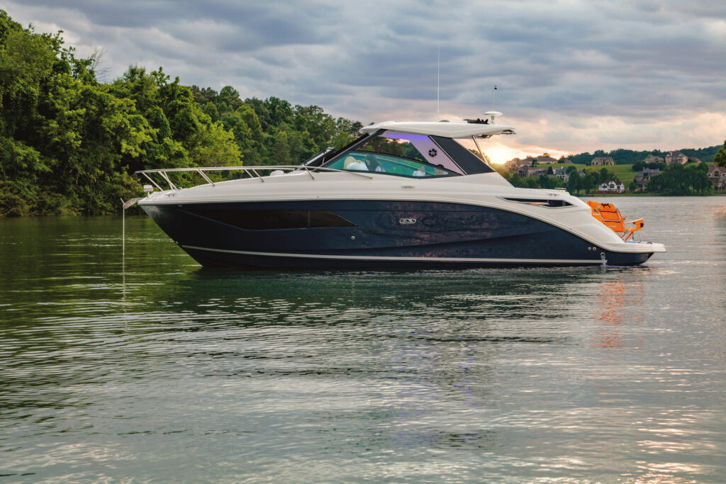 SEA RAY 320 SUNDANCER